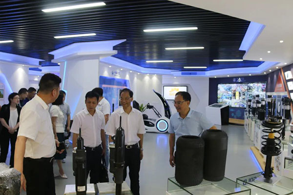 1627635582897057816.jpg 22.jpg