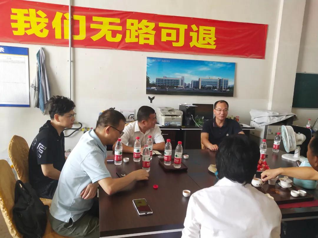 1633914888055012401.jpg 1633914888055012401.jpg