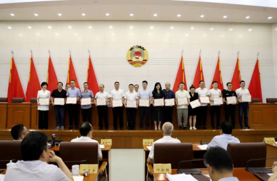 1658907898630048899.png 1658907919992.png